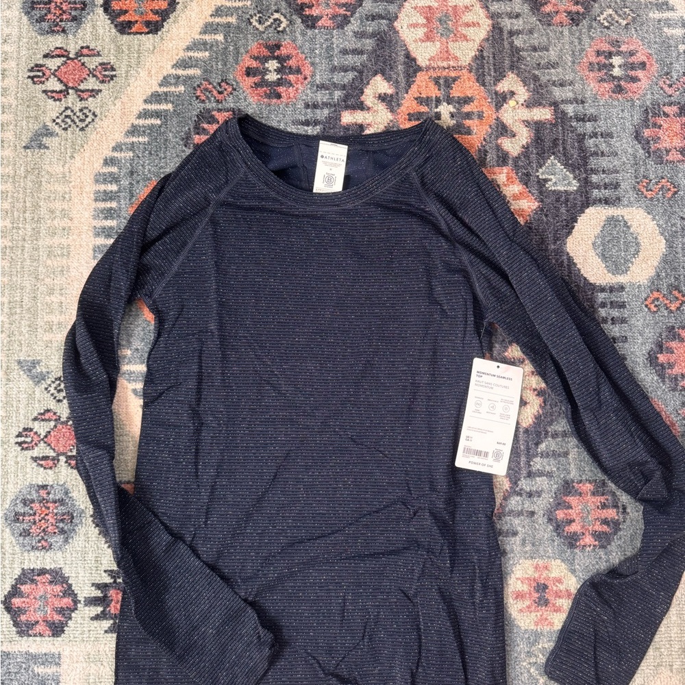 NWT Athleta Momentum Seamless Long Sleeve in Sparkly Navy Stripe